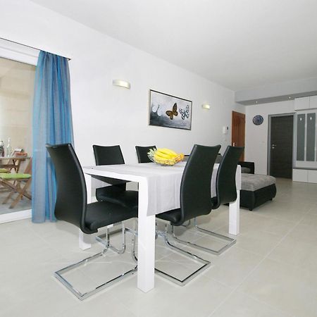 Luxury Apartments Elizabeth Podstrana Room photo